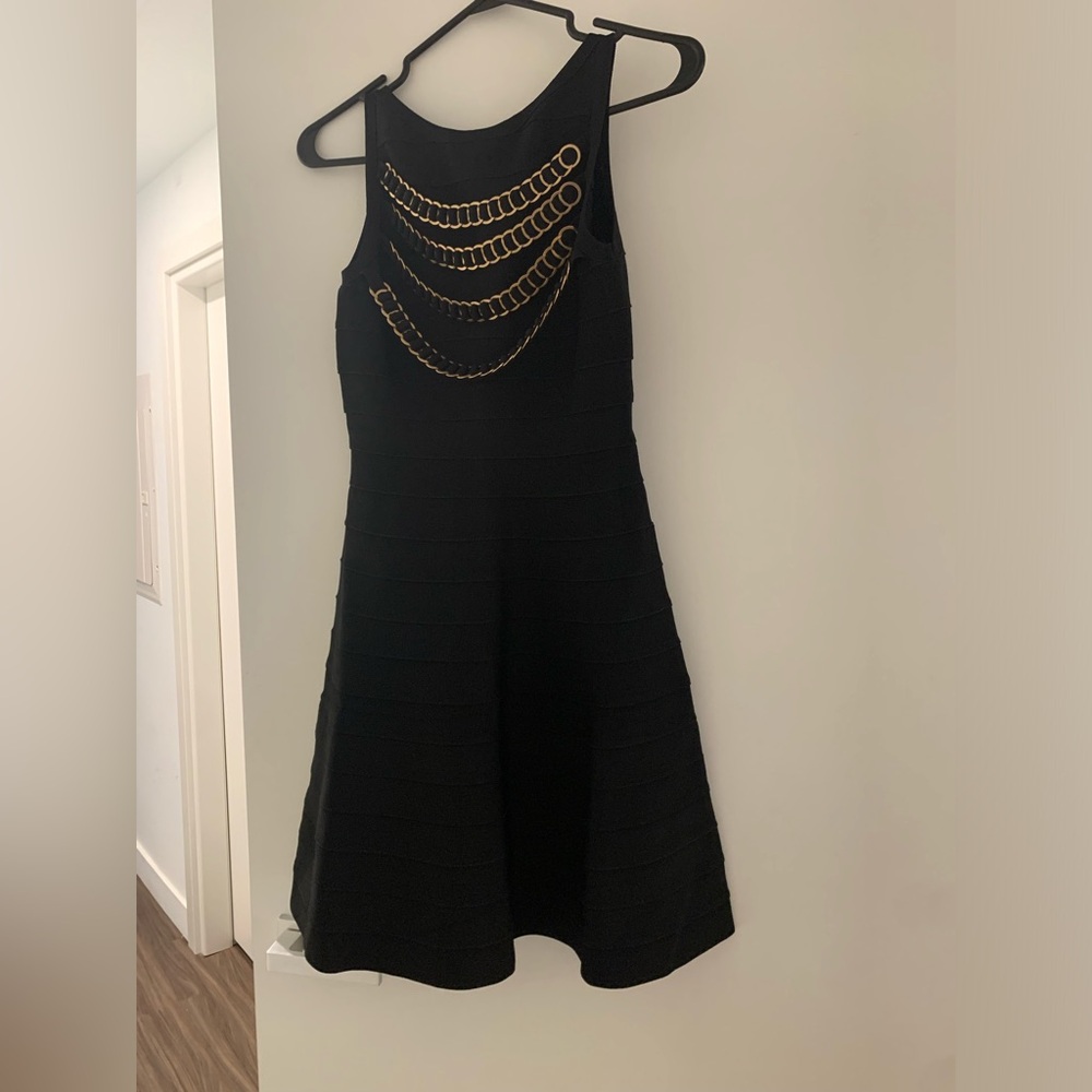 Petite robe noire nouveau